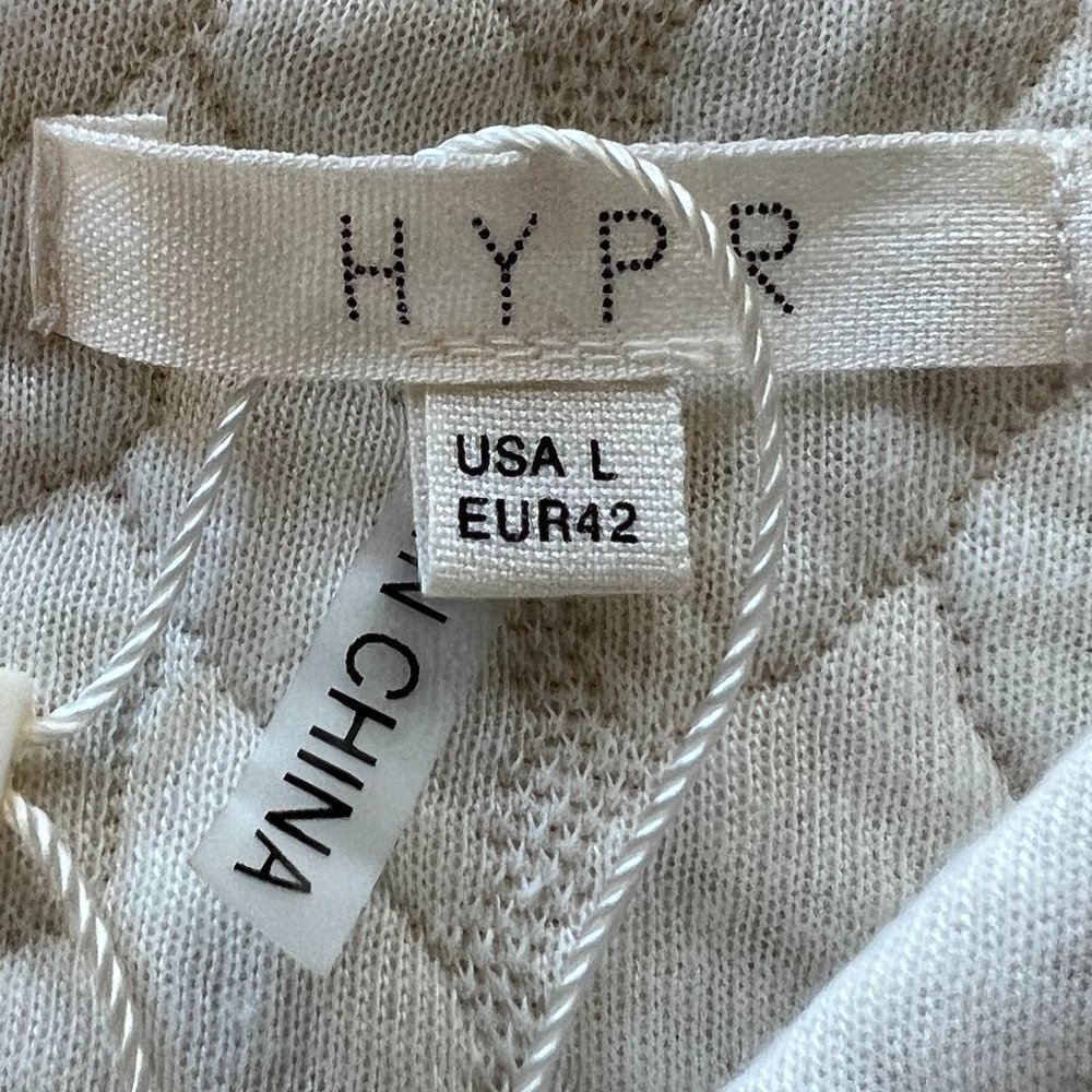 HYPR Ivory Jumper Classic Quilted Chevron Pattern Size Large NWT - Picture 8 of 10